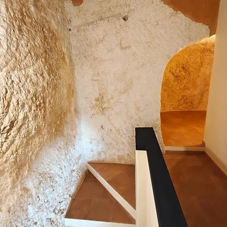 La Casa De Abajo *